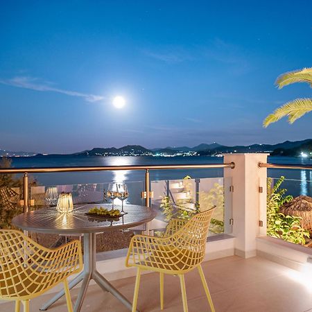 8Moons Boutique Apartments كوكاري المظهر الخارجي الصورة