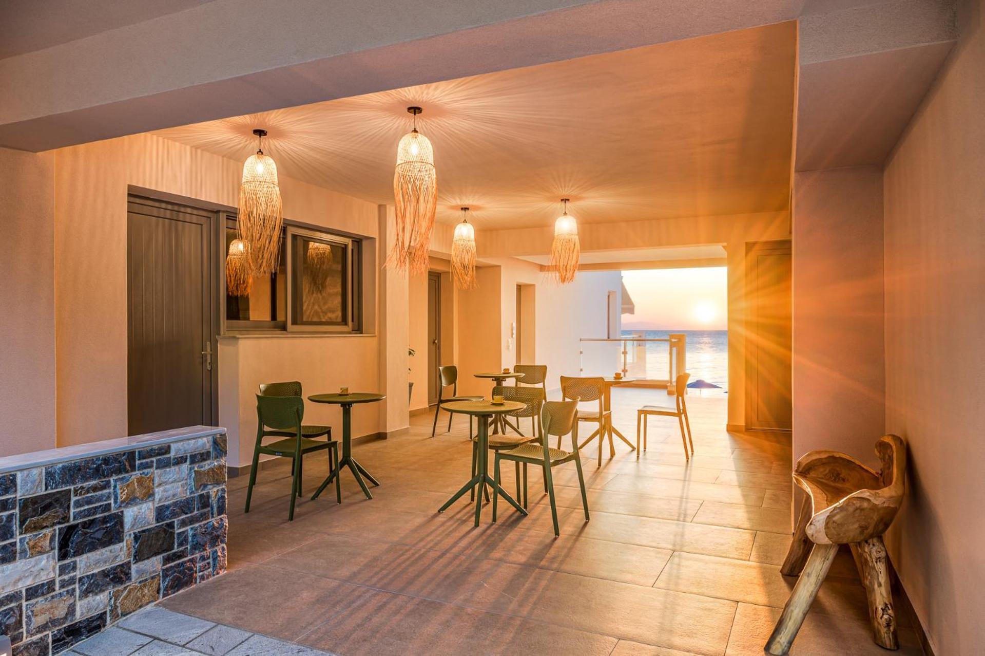 8Moons Boutique Apartments كوكاري المظهر الخارجي الصورة